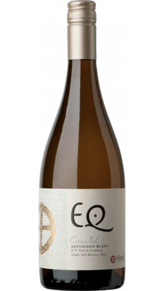 Bottle of Matetic EQ Sauvignon Blanc Coastal 2021 wine 750 ml