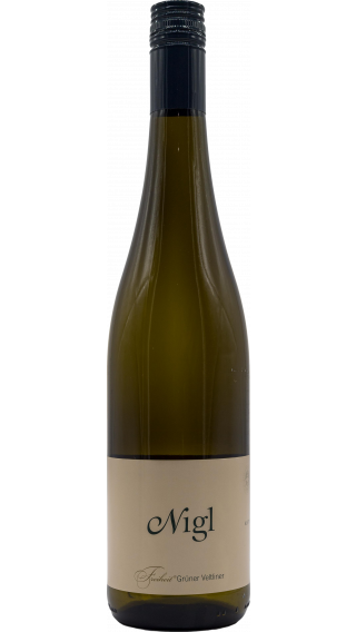 Bottle of Nigl Grüner Veltliner Freiheit 2017 wine 750 ml